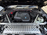 直列4気筒BMWツインパワー・ターボ・エンジン。出力140kW〔190ps〕/5000rpm(カタログ値)、トルク310Nm/1,500-4,000rpm(カタログ値)