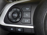 ステアリングスイッチ装備!運転しながら手元でオーディオの操作などができます。