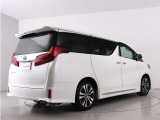 当店では、厳選された車両のみ展示しております。アルファード・ヴェルファイアに特化した専門店ならではの豊富な在庫の中から、お気に入りの一台をお探しください!