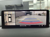 360度ビューモニター 4つのカメラで前後左右、俯瞰映像を表示、ドライバーからは見えない領域の危険認知をサポートするシステム搭載!