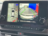 アラウンドビューモニターです。これで車庫入れもラクラク。