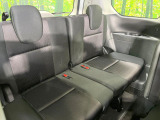 3列目シートはもちろん状態良好☆大人でもゆったりと座って頂けますので、大人数でのお出かけもラクラクです♪ご家族で、気の知れた仲間で、ドライブに行くのが楽しみですね♪