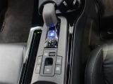 エレクトロシフトマチック(電子式シフトレバー)を採用しております(^^♪直感的に操作することができます!