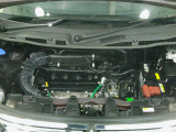 エンジンルームとなります。オイル漏れや汚損なども無く、とても綺麗な状態です☆もちろんエンジンも快調ですよ!