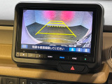 バックカメラが装備されており、後方の安全確認はもちろんのこと狭い場所での駐車や雨の日・夜間など視界の悪いコンディションでのストレスの軽減にもなります!