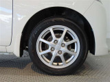 アルミホイールつき