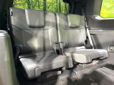 3列目シートはもちろん状態良好☆大人でもゆったりと座って頂けますので、大人数でのお出かけもラクラクです♪ご家族で、気の知れた仲間で、ドライブに行くのが楽しみですね♪