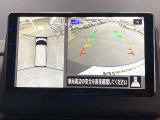 アラウンドビューモニターは4方のカメラで真上から車を見たようにモニターで確認ができる日産の自慢の装備です。是非実際の車で体感してみてください。