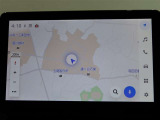純正ナビを装備。タッチパネル式で使いやすく、お出かけもラクラクです。