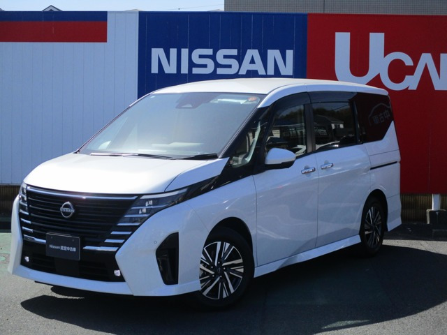 セレナ 1.4 e-POWER ハイウェイスターV 