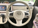ステアリングも使用感が少なく、きれいな状態となっております♪