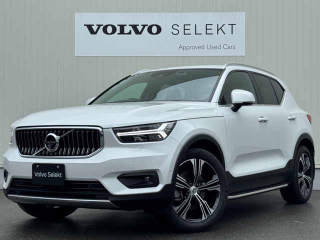 XC40 B4 AWD インスクリプション 4WD 