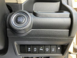 キーレスプッシュスタート。豊富な装備も魅力的!各機能の切り替えボタンは運転席から操作ラクラク。