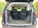 後席を格納すると、これだけの広さが!シーンに合わせたシートアレンジで、大きな荷物も積むことが出来ます♪