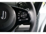 Hondaセンシングの機能のひとつ、アダプティブクルーズコントロール付!アクセルから足を離しても設定したスピードと前車との車間を保ち走行してくれます!車線維持もアシスト☆高速道路で疲労軽減ですね☆