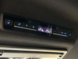 【前中列シートヒーター】寒い日に重宝するシートヒーター!エアコンより早く温まってくれるので寒がりの人も安心ですね♪エアコンの温風は乾燥するから苦手、という方にもをおすすめです。