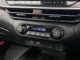 オートエアコンで快適な車内温度を演出してくれます!
