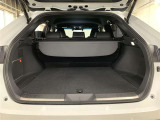 広々としたラゲージスペースを備えています。シートを倒すことで大きなものや長さのある荷物もしっかりと積み込めます。