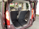 リアシートがあっても、しっかり荷物を積む事ができます。
