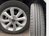 夏タイヤ&純正アルミホイール。