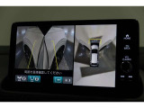 ★マルチビューカメラシステム★ギヤをRに入れるとナビの画面には上空から見下ろし感覚の映像がドライバーをアシスト★