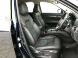 【運転席10Wayパワーシート&ドライビングポジションメモリー機能】運転手にあったシートパターン設定可能です。