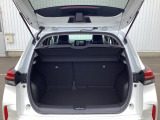 広々としたカーゴスペース。週末のお買い物や長期旅行のたくさんの荷物も積載できます。
