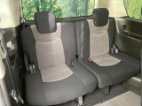 3列目シートはもちろん状態良好☆大人でもゆったりと座って頂けますので、大人数でのお出かけもラクラクです♪ご家族で、気の知れた仲間で、ドライブに行くのが楽しみですね♪