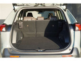 【トランク】 トランクルームはこんなに広々です。大きめの荷物も簡単に積めます。
