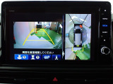 バックモニターつきで後方を確認しながら安心して駐車ができますね。 ノーマル ワイド トップダウンの3モードへ切替可能です。