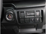 ボタンでエンジン始動が可能な、プッシュスタート機能搭載!もしもの時の、盗難警報装置イモビライザーも同時に装備されております! キーレスのボタン、もしくは、ドアハンドルのスイッチセンサーで開閉可能です!