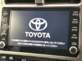 【純正9型ナビ】人気の純正ナビを装備しております。ナビの使いやすさはもちろん、オーディオ機能も充実!キャンプや旅行はもちろん、通勤や買い物など普段のドライブも楽しくなるはず♪