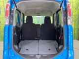 普段のお買い物や通勤、送迎等に十分な荷室スペースを確保しております。セカンドシートを倒すと、大きな荷物の積載も可能です♪