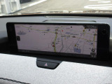 マツダコネクトの12.3インチワイドセンターディスプレイです。『Android Auto』『Apple CarPlay』や独自のコネクテッドサービスに対応したインターフェイスシステムです。