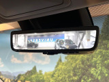 【デジタルインナーミラー】後席の大きな荷物や同乗者で後方が確認しづらい時でも安心!カメラが撮影した車両後方の映像をルームミラー内に表示。クリアな視界で状況の確認が可能です!