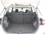 ラゲージスペースだって広々です!車種によっては床下収納やシートの折り畳み、またシートを動かして更にお荷物積めちゃいます♪