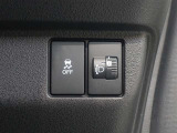 トラクションコントロールが装備されております♪すべりやすい路面での発進時や加速時にタイヤの空転を抑え、駆動力確保に貢献する機能です☆詳細は販売店スタッフまでおたずねください!