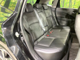後部座席も気になるようなキズ・汚れやへたり等、大きなダメージはなく、良好な状態です。