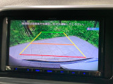 【バックカメラ】駐車時に後方がリアルタイム映像で確認できます。大型商業施設や立体駐車場での駐車時や、夜間のバック時に大活躍!運転スキルに関わらず、今や必須となった装備のひとつです!