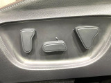 【パワーシート】スイッチ一つで簡単にシートの微調整が可能!電動だから力もいりません!快適なシートポジションにセットして、快適なドライブをお楽しみください。