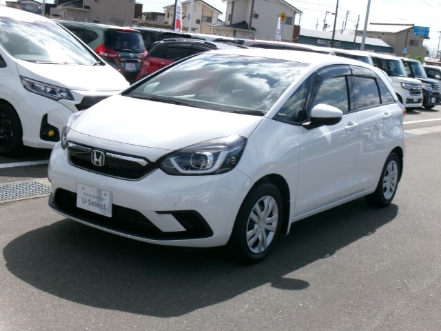 フィット  1.3 ホーム