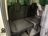 3列目シートはもちろん状態良好☆大人でもゆったりと座って頂けますので、大人数でのお出かけもラクラクです♪ご家族で、気の知れた仲間で、ドライブに行くのが楽しみですね♪