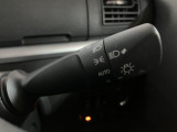 オートライト装備しています★夜道やトンネルなど暗いところでライトを点灯してくれます★