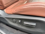 運転席8ウェイパワーシート