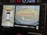 パノラミックビューモニターシステムが付いているので車の上から見た映像が確認できますよ。 一目で車両周辺の情報を確認できますが、直接安全をご確認下さい。
