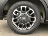 ホンダ純正のアルミホイールが装備されています。