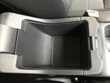 アームレスト付きセンターコンソールです!