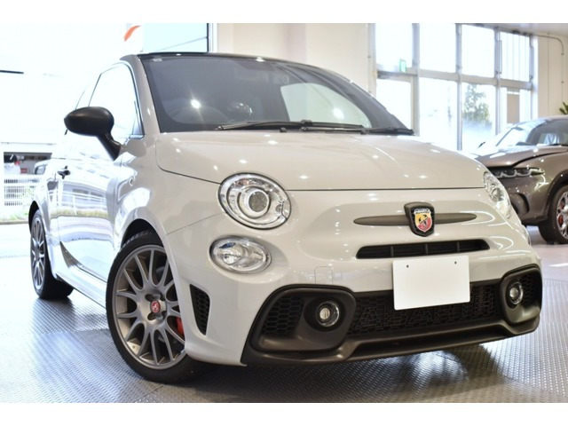 アバルト695 ツーリズモ 