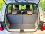 普段のお買い物や通勤、送迎等に十分な荷室スペースを確保しております。セカンドシートを倒すと、大きな荷物の積載も可能です♪