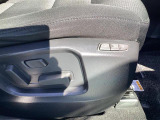 運転席は、2パターンのシートポジションが記憶できる、電動シートです。
